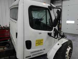 Used 2012 FREIGHTLINER M2 106 Back Window (Stock #4982)) Part Image