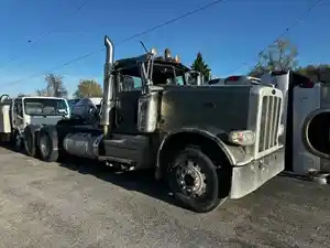 Used 2018 PETERBILT 389 Door Window (Stock #11527)) Part Image