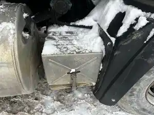 Used 2000 MACK RD688S Battery Box (Stock #12337)) Part Image