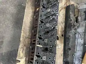 Used 2019 DETROIT DD15 Head Image