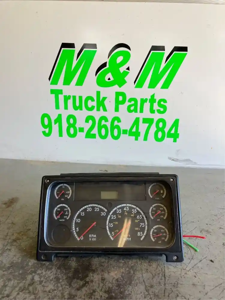 Used Freightliner COLUMBIA Instrument Cluster for sale Catoosa