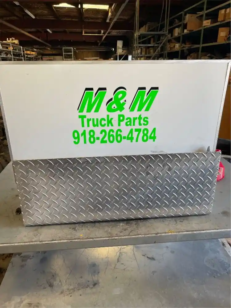 Used International Battery Box Cover for sale Catoosa Oklahoma United States Battery Box