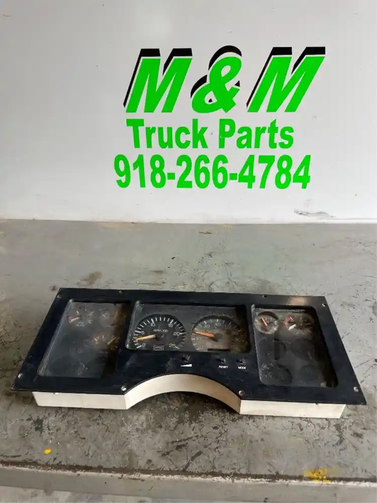 Used Volvo WG Instrument Cluster for sale Catoosa Oklahoma United