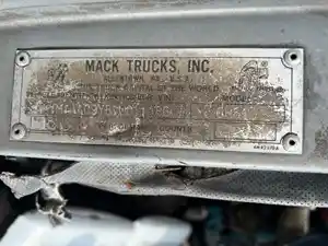 Used 1997 Mack CH612 Door (Stock #4746)) Part Image