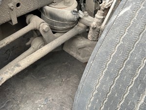 Used 2010 International PROSTAR Front Axle, Complete Image