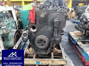 Core PACCAR PX-8 Engine Core (Stock #7136)) Part Image