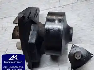 Used Cummins ISC Water Pump (Stock #5215)) Part Image