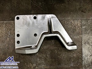 Used Ford Engine Mount Image