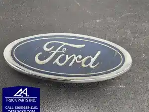 Used Ford Grille (Stock #5213)) Part Image