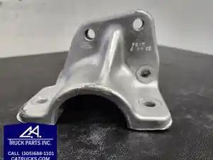 Used Ford Engine Mount (Stock #4780)) Part Image