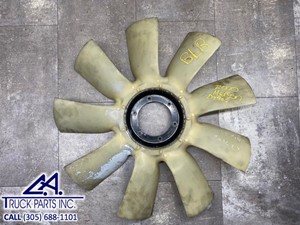 Used International DT466E Fan (Stock #1938)) Part Image