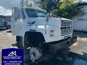 Used 1994 Ford F700 Cab (Stock #9783-1)) Part Image