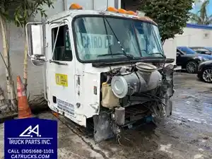 Used 1995 Mack CH613 Cab (Stock #9996-1)) Part Image