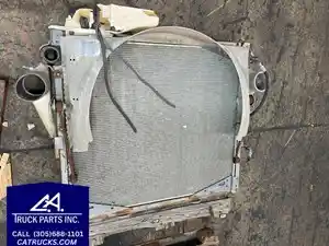 Used 1998 Ford Radiator (Stock #9929)) Part Image