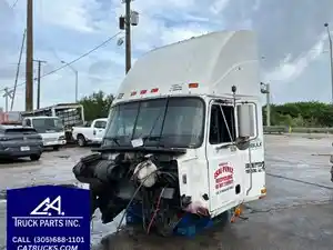 Used 2003 Mack CH613 Cab (Stock #9386)) Part Image