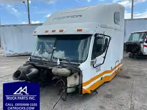 Used 2004 Freightliner Columbia 120 Cab (Stock #9495)) Part Image
