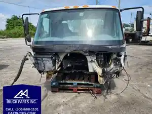 Used 2005 International 7400 Cab (Stock #7163)) Part Image