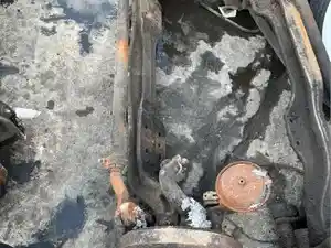 Used 2014 Peterbilt 320 Front Axle, Complete (Stock #7081)) Part Image