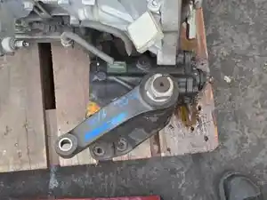 Used 2016 Isuzu UJKC Steering Gear (Stock #9685)) Part Image