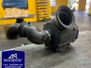 Used Air Cleaner (Stock #9621)) Part Image