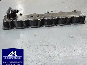 Used Caterpillar 3126 Valve Cover (Stock #7644)) Part Image