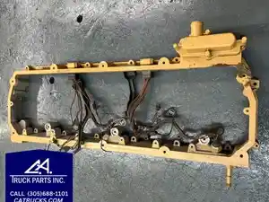 Used Caterpillar C11 Valve Cover (Stock #8815)) Part Image