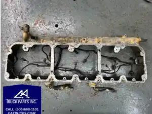 Used Caterpillar C15 Valve Cover (Stock #8899)) Part Image