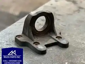 Used Chevrolet / GMC Engine Mount (Stock #9525)) Part Image