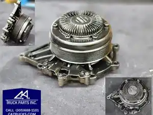 Used Detroit DD15 Water Pump Image
