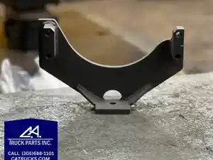 Used Engine Mount (Stock #8925)) Part Image