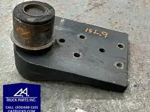 Used Engine Mount Image
