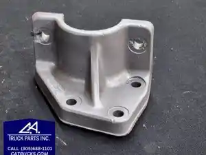 Used Ford Engine Mount (Stock #5390)) Part Image