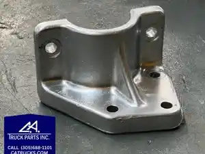 Used Ford Engine Mount (Stock #8829)) Part Image