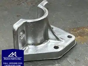 Used Ford Engine Mount (Stock #8283)) Part Image