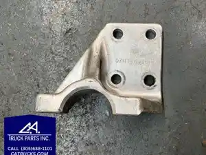 Used Ford Engine Mount (Stock #9245)) Part Image