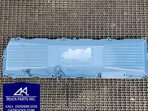Used International DT466E Valve Cover (Stock #6201)) Part Image