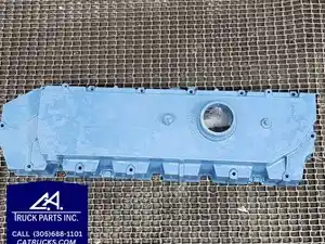 Used International DT466E Valve Cover (Stock #6234)) Part Image