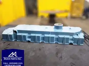 Used International DT466E Valve Cover (Stock #6034)) Part Image
