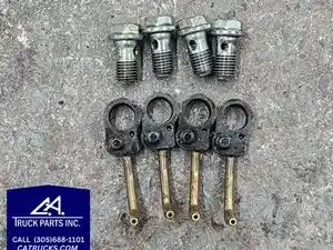 Used Isuzu 4HE1XS Piston & Rod (Stock #7765)) Part Image