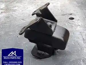 Used Isuzu NPR Engine Mount (Stock #6778)) Part Image