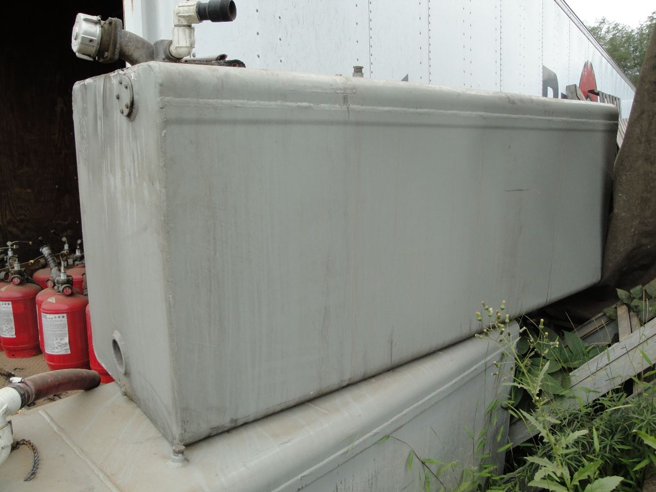 2002 MCI D4000 (Stock P36) Fuel Tanks TPI