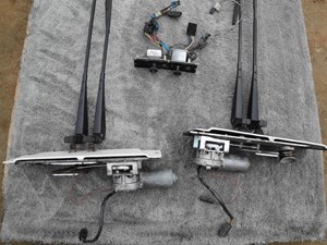 Used 2002 MCI D4000 Wiper Motor (Stock #P-26)) Part Image