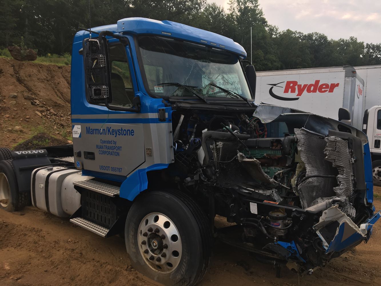 2016 Volvo D13 (Stock BLUE VOLVO5) Mufflers TPI