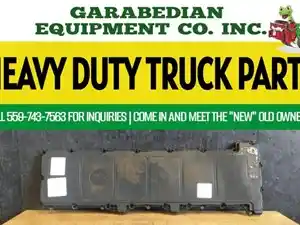 Used 2012 DETROIT DD13 Valve Cover (Stock #965-32)) Part Image