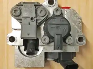 Used 2013 DETROIT DD15 Engine Misc Part Image