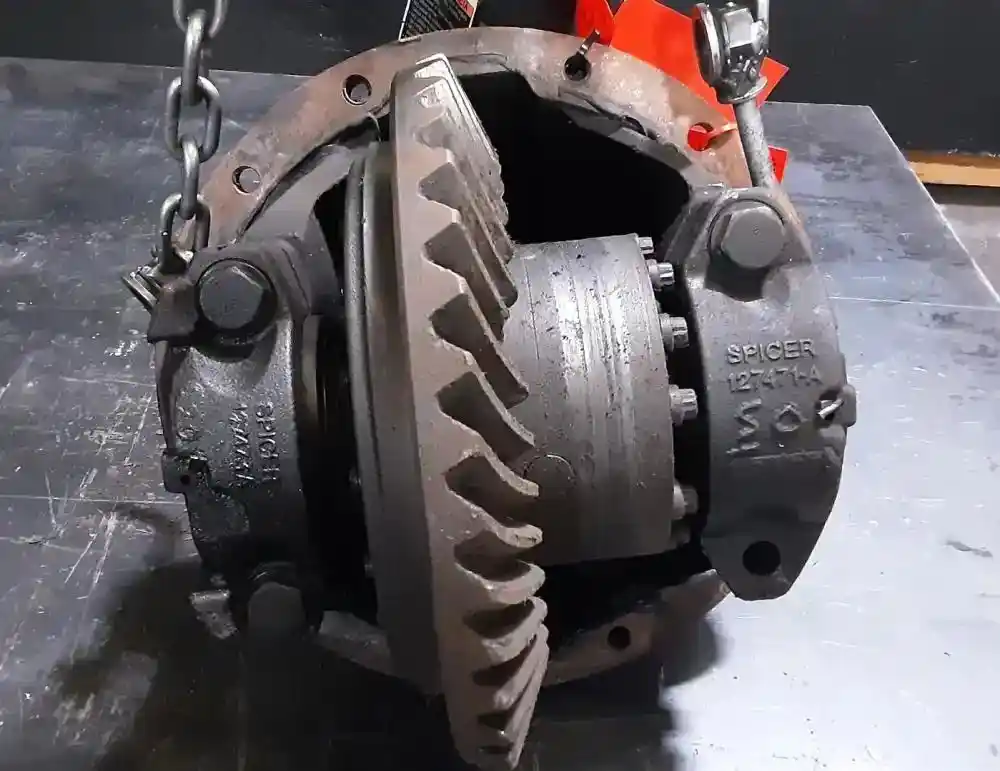Used, Recycled, New, and Aftermarket Heavy Duty Truck Parts