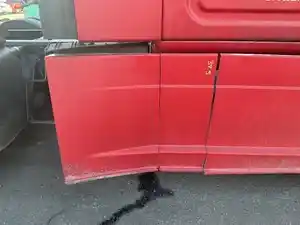 Used 2015 FREIGHTLINER CASCADIA Cab Fairing Image