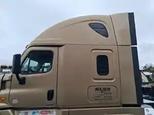 Used 2014 FREIGHTLINER CASCADIA Cab (Stock #4201-25)) Part Image