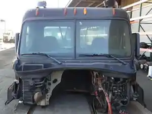 Used 2013 FREIGHTLINER Cascadia 113 Cab (Stock #1451-14)) Part Image