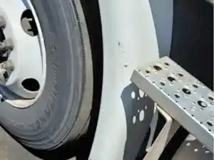 Used 2011 FREIGHTLINER Cascadia 113 Fender Extension Image